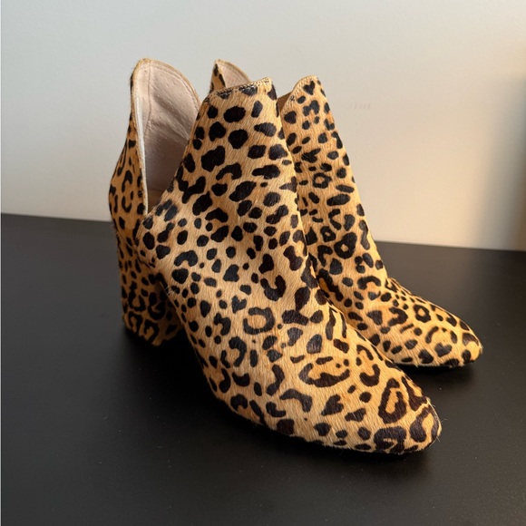 Steve Madden Shoes - 🐆 Steve Madden Leopard Print Ankle Boots 🐆